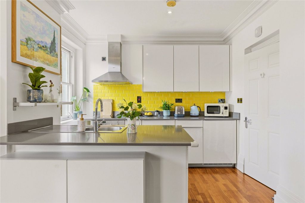 Property photo 2 of 10 Picture No. 05