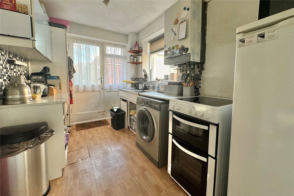Property photo 3 of 13 Picture No. 27