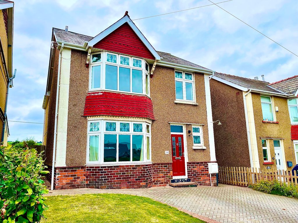 Property photo 2 of 36