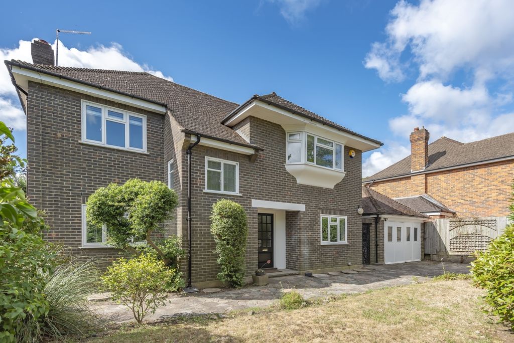 Property photo 1 of 12 612569 (15)