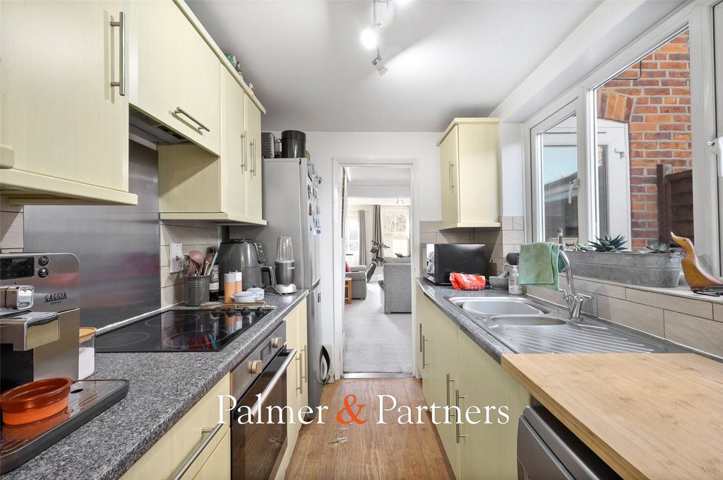 Property photo 3 of 15 Picture No. 05