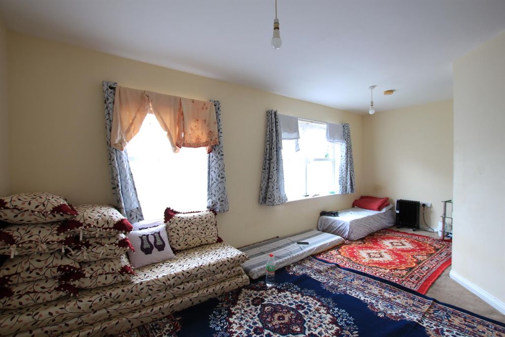 Property photo 2 of 7 Reception Room