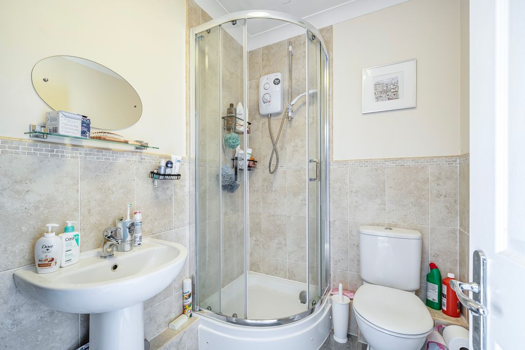 Additional image 6 of 2 bed flat for saleLethbridge Court, Courtenay Park Road, Newton Abbot TQ12