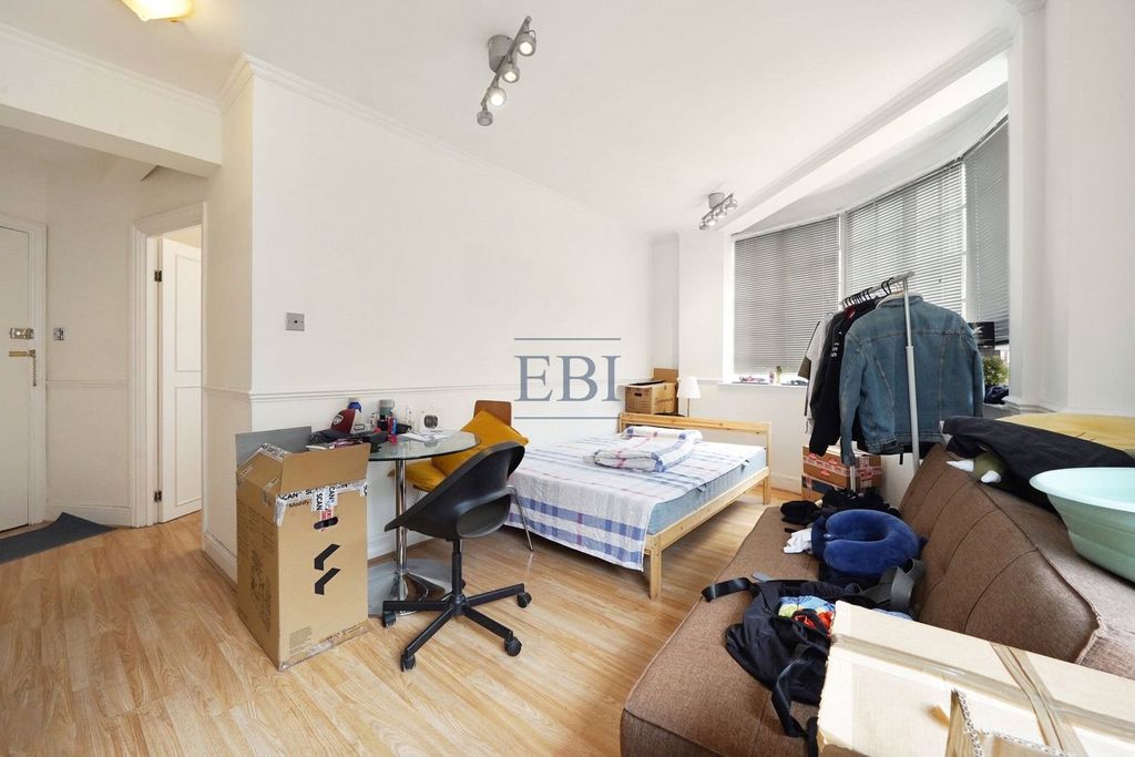 Property photo 2 of 11 Picture No. 04