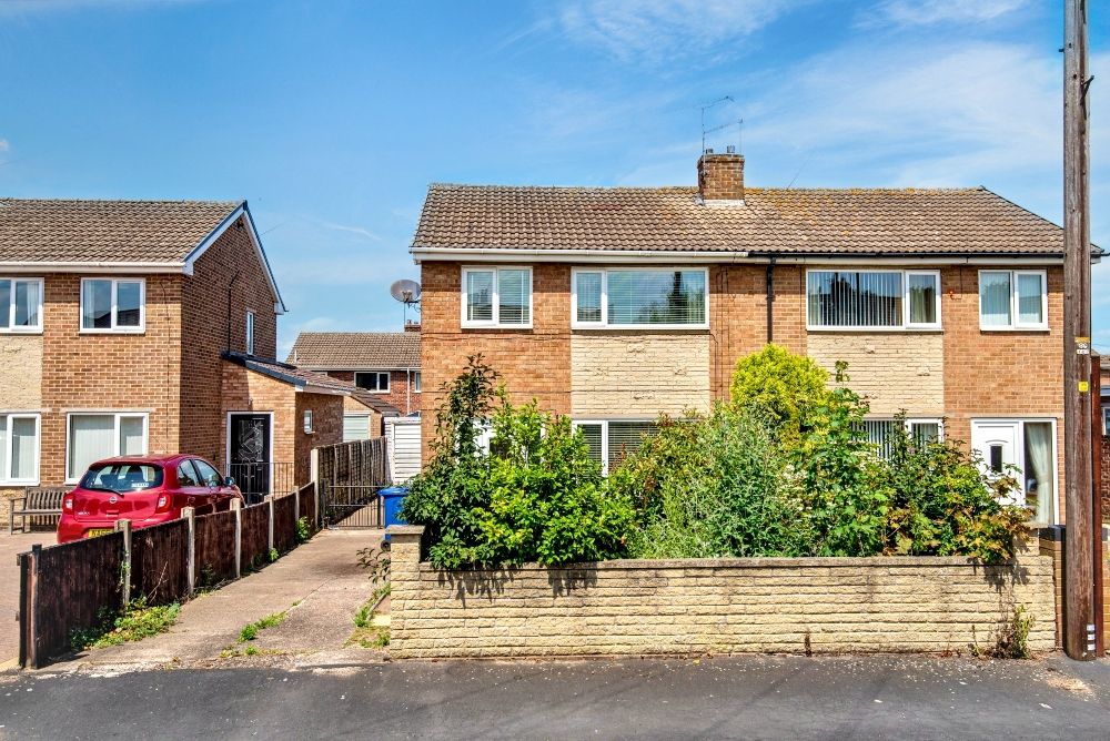 Property photo 2 of 18