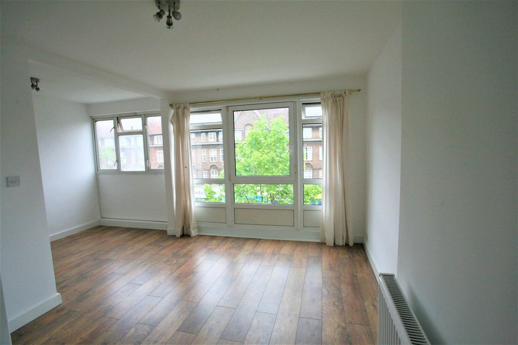 Property photo 2 of 4