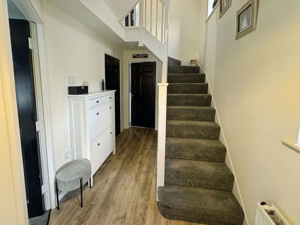 Property photo 2 of 13 Photo 8