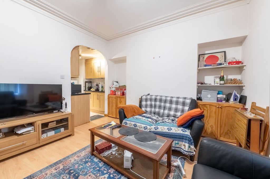 Property photo 3 of 21