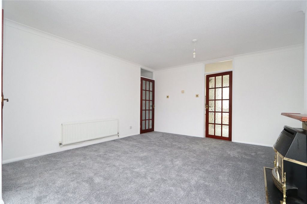 Property photo 3 of 15 Picture No. 02