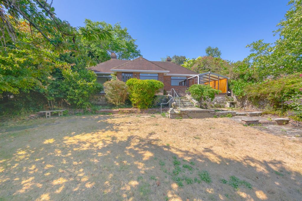 Property photo 1 of 21