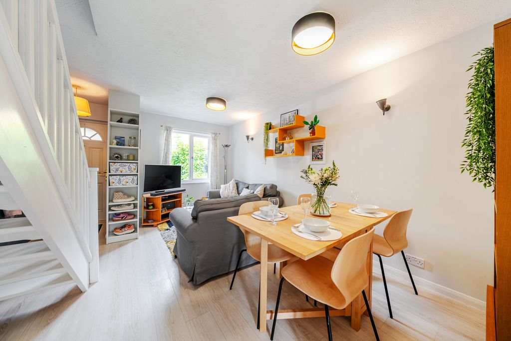 Property photo 2 of 21 1480417-20-6A33F5...