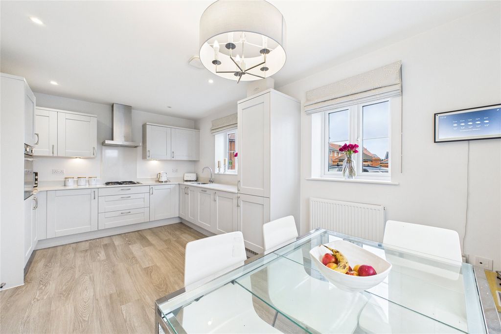 Property photo 2 of 10 Picture No. 03