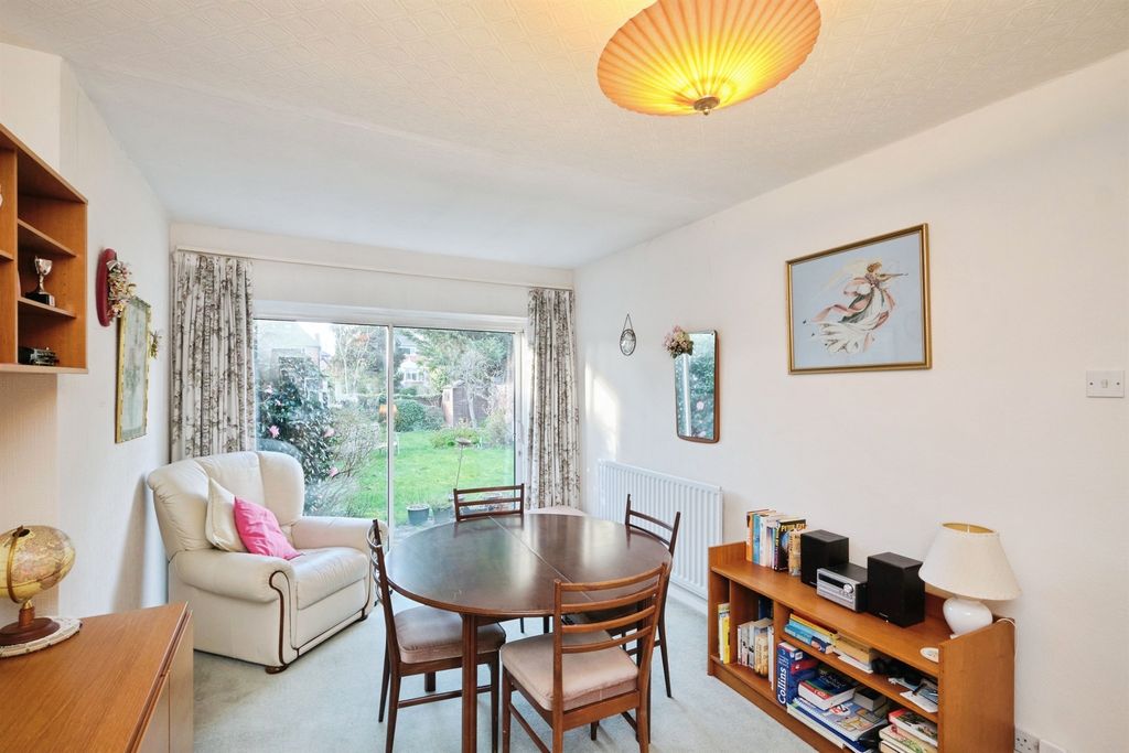 Property photo 3 of 19