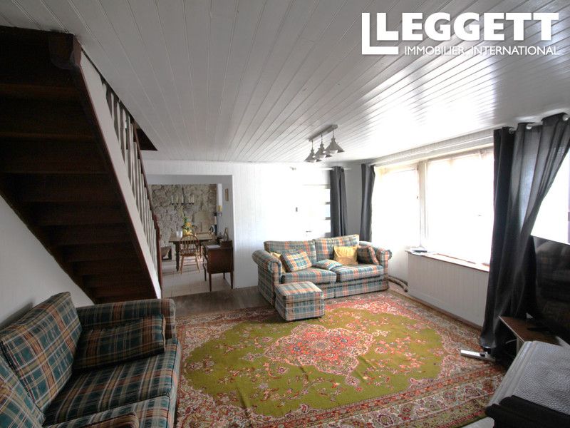 Property photo 3 of 10