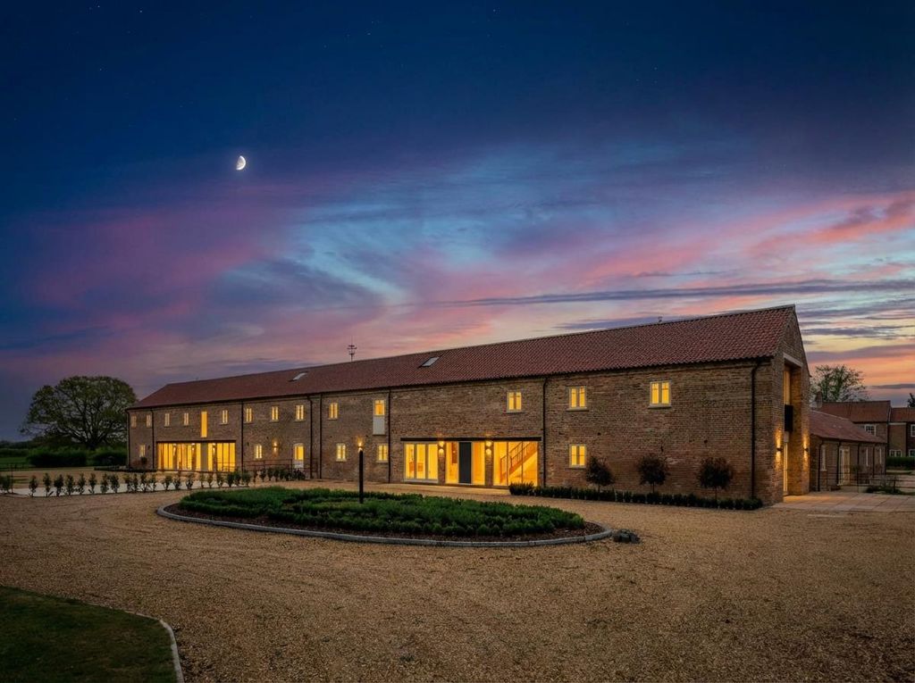 Property photo 2 of 19 Hf_20260129_145910_0563E339-A745-4A7d-A086-0671E3A