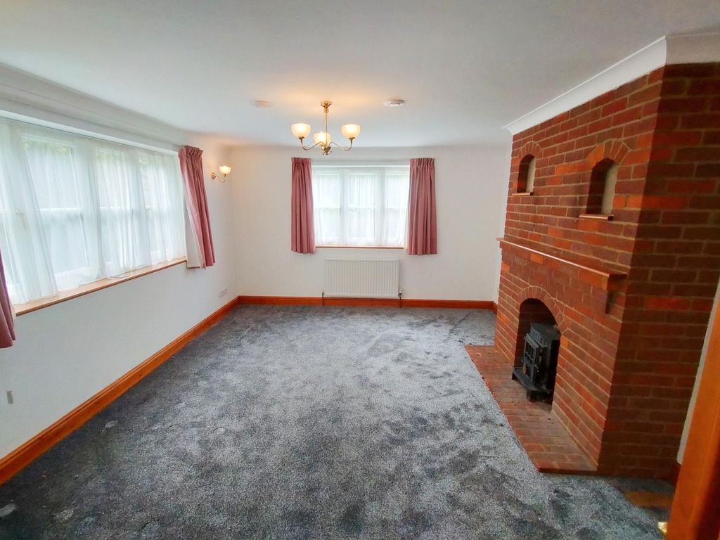 Property photo 3 of 32 Image