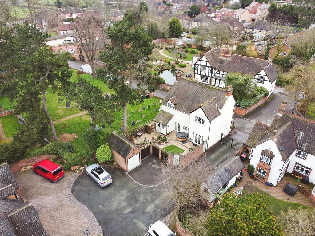 Property photo 2 of 25 Picture No. 27