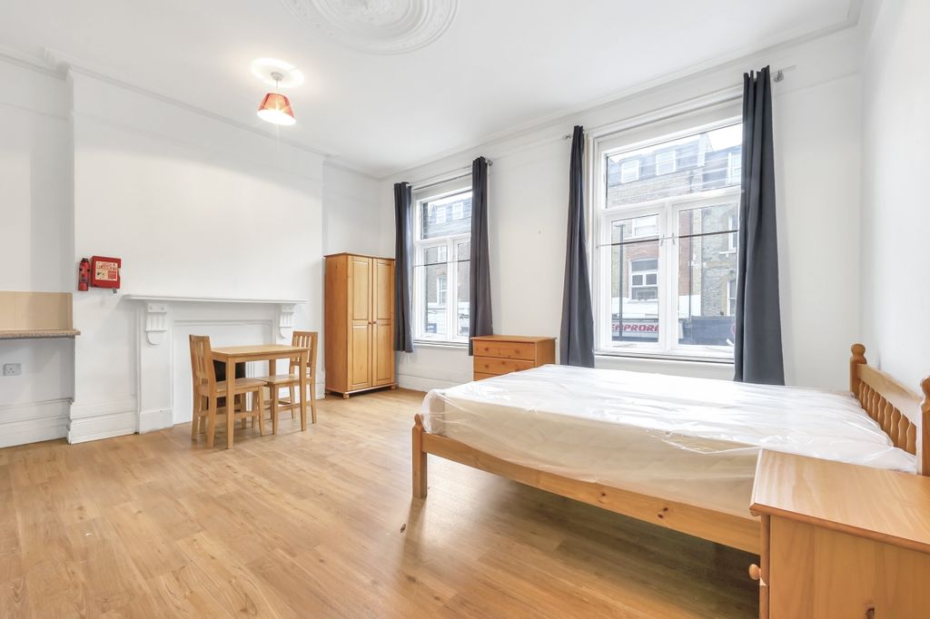 Property photo 2 of 4