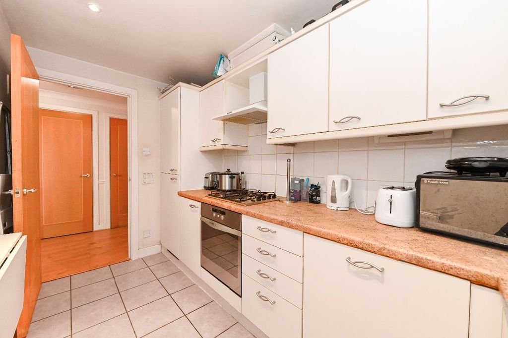 Property photo 3 of 29