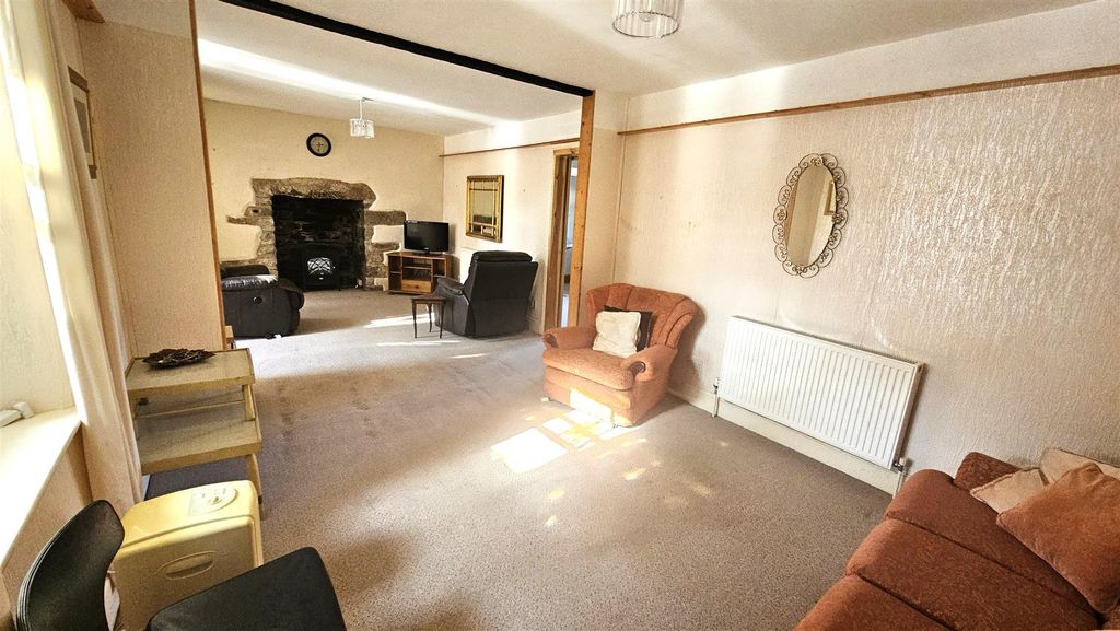 Property photo 2 of 15 Additional Open Plan.Jpg
