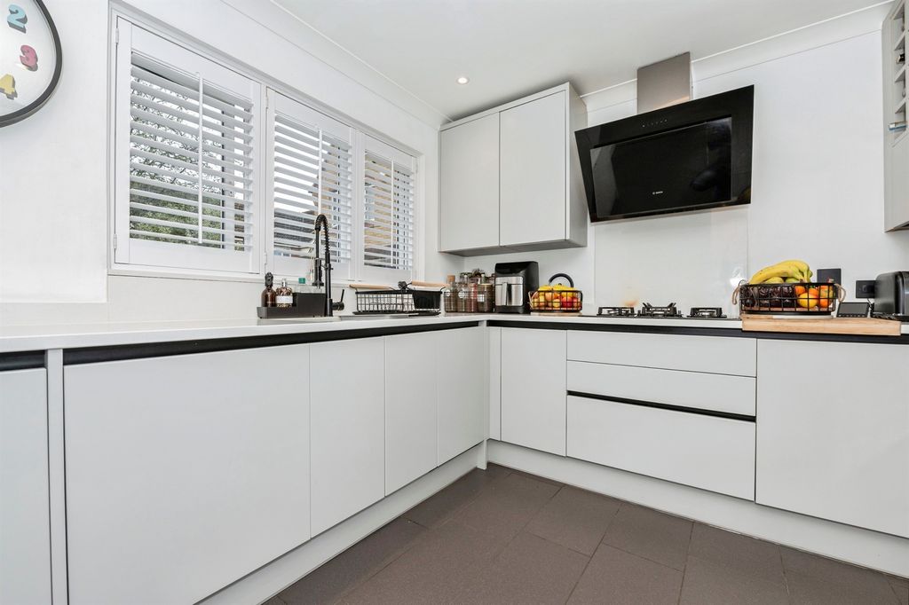 Additional image 7 of 4 bed detached house for saleHodges Close, Chafford Hundred, Grays RM16