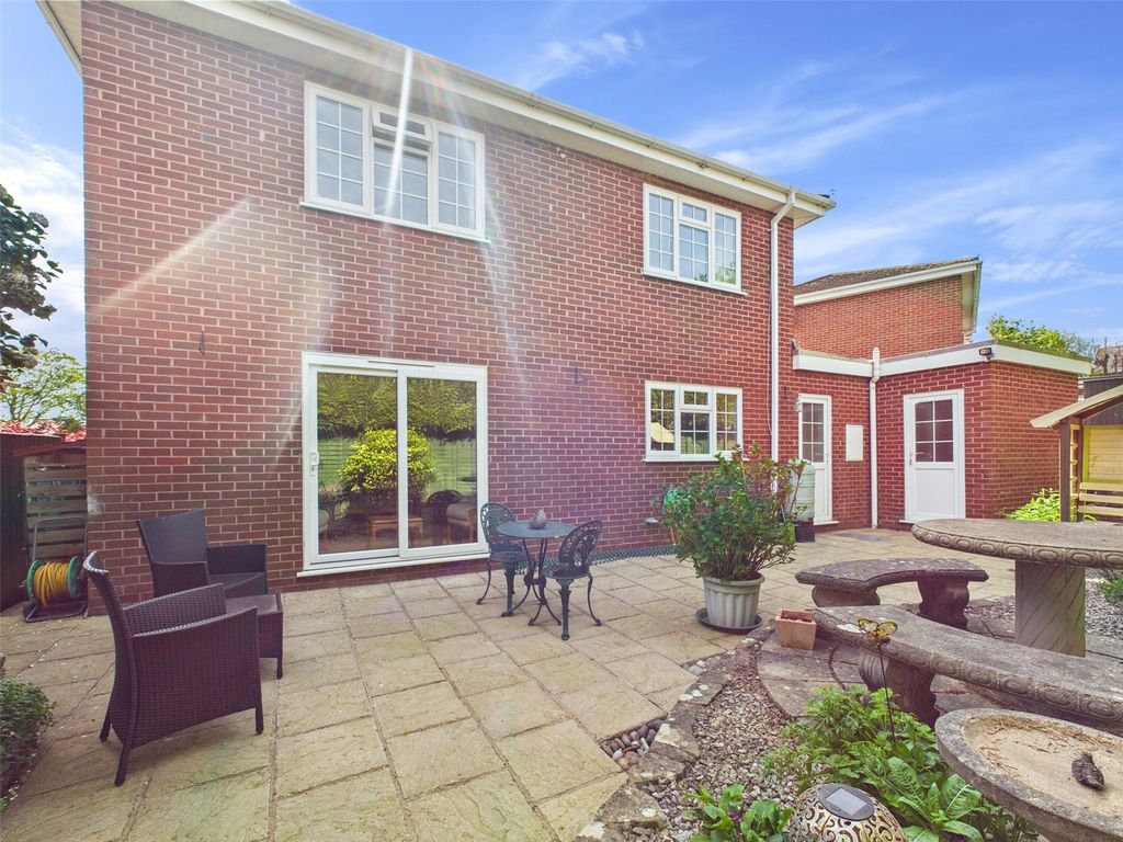 Property photo 3 of 15 Picture No. 23