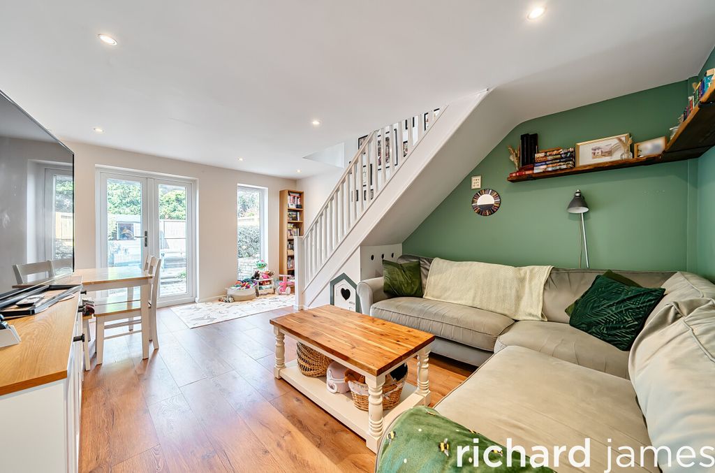 Property photo 2 of 17 96c50Ea5Caf0456Eb33Ea74495Beeb61