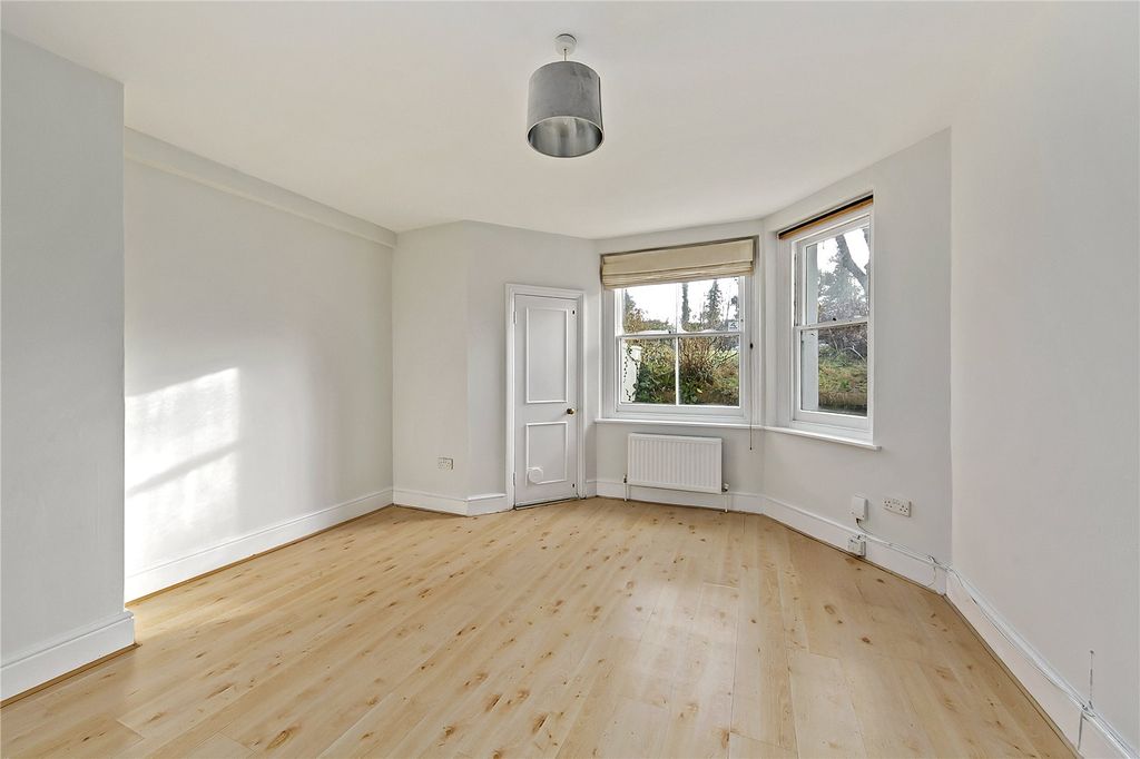 Property photo 3 of 13 Picture No. 13