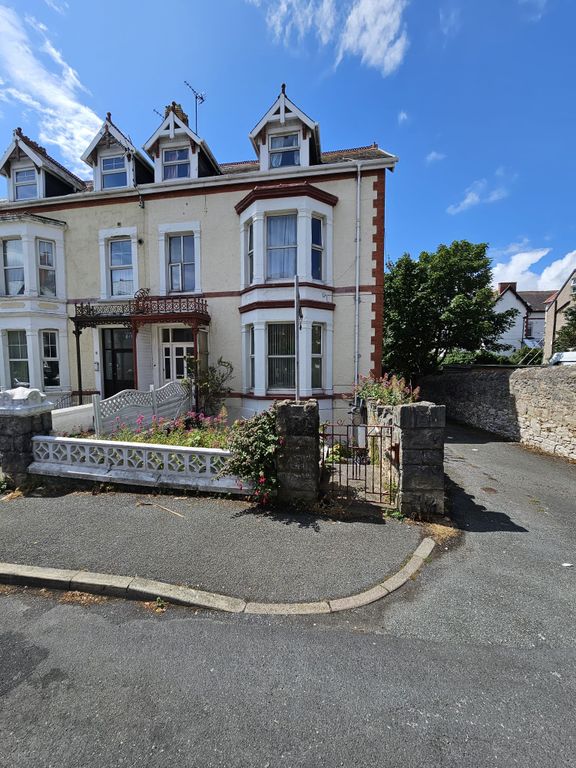 Property photo 1 of 1