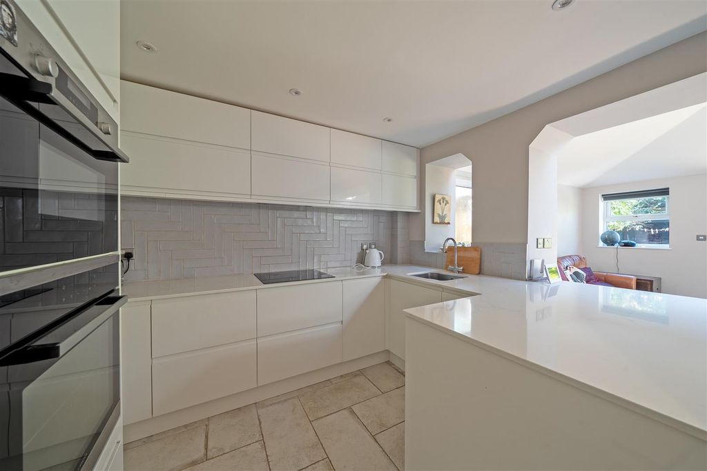 Property photo 3 of 14 Dsc01369-Hdr.Jpg