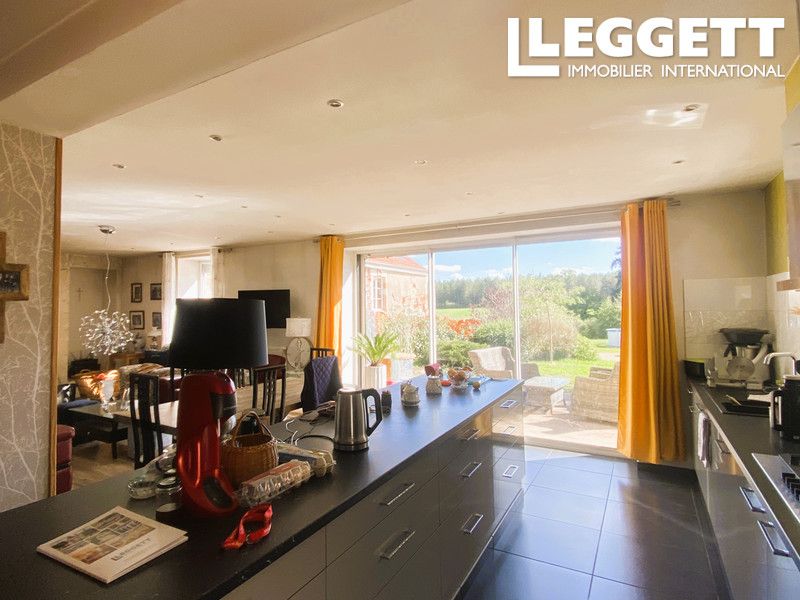 Property photo 3 of 10