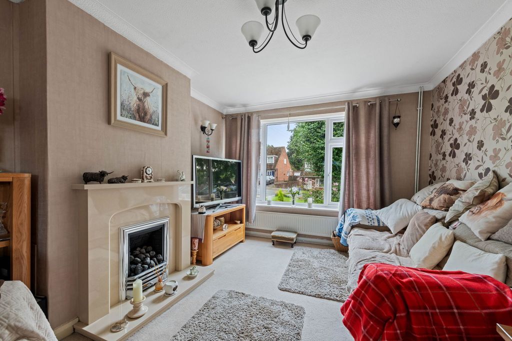 Property photo 2 of 19