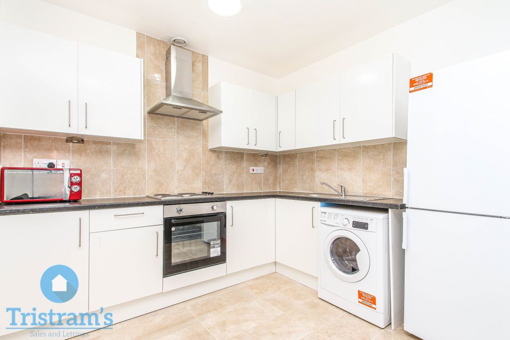 Property photo 3 of 11 Img_8643