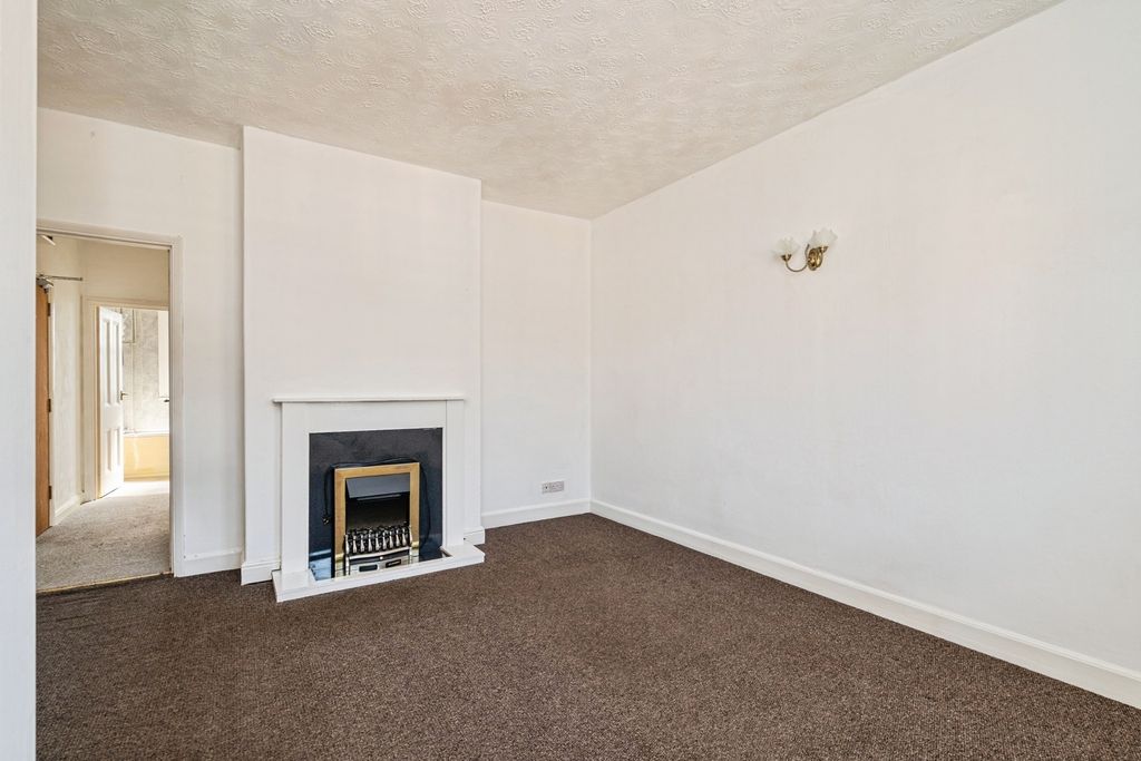 Property photo 2 of 13 Photo