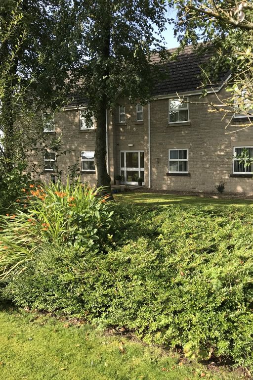 Property photo 2 of 6