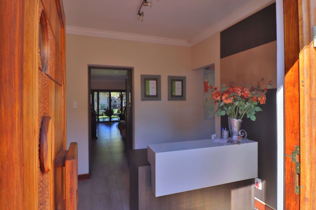 Property photo 2 of 57 1Er1533130
