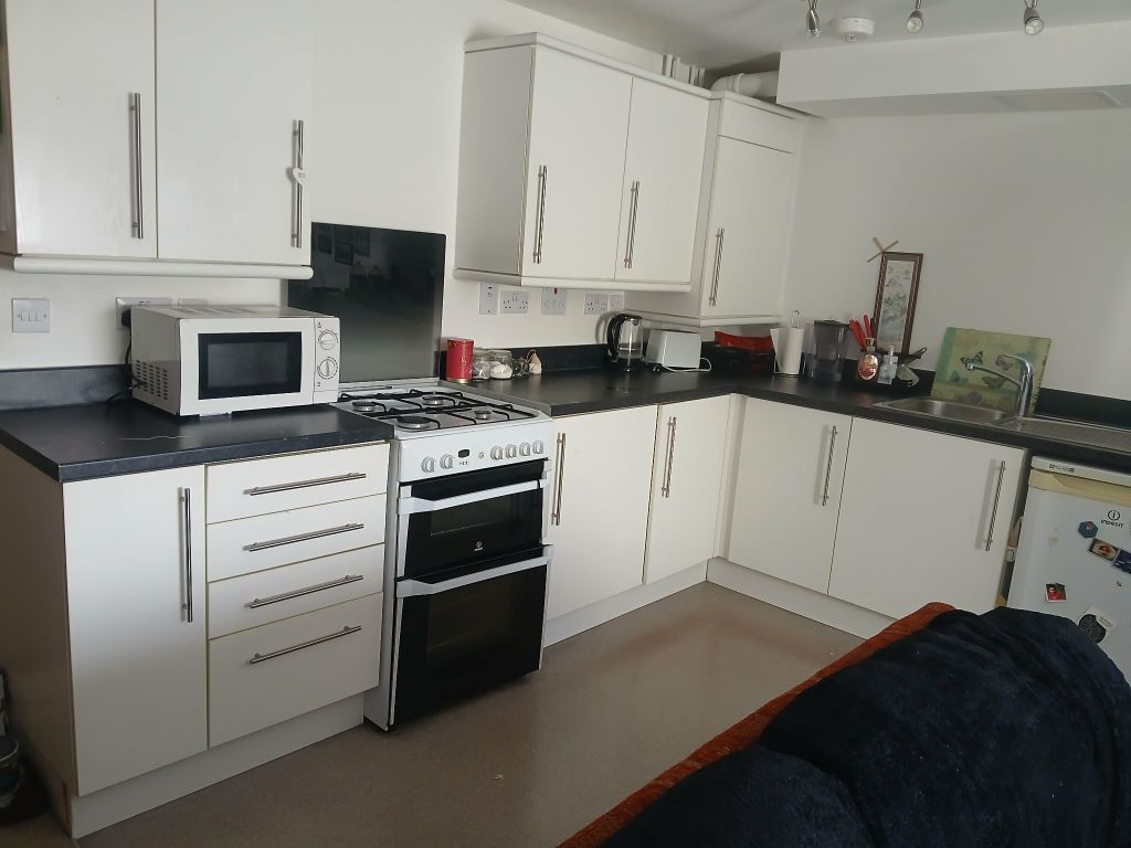 Property photo 3 of 7 Dcab7E94-F83c-4Fc6-Ad83-E77B19003388.Jpg