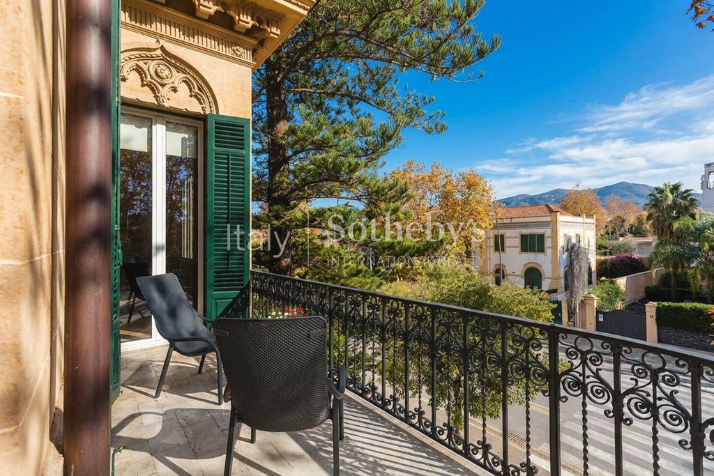 Property photo 3 of 35