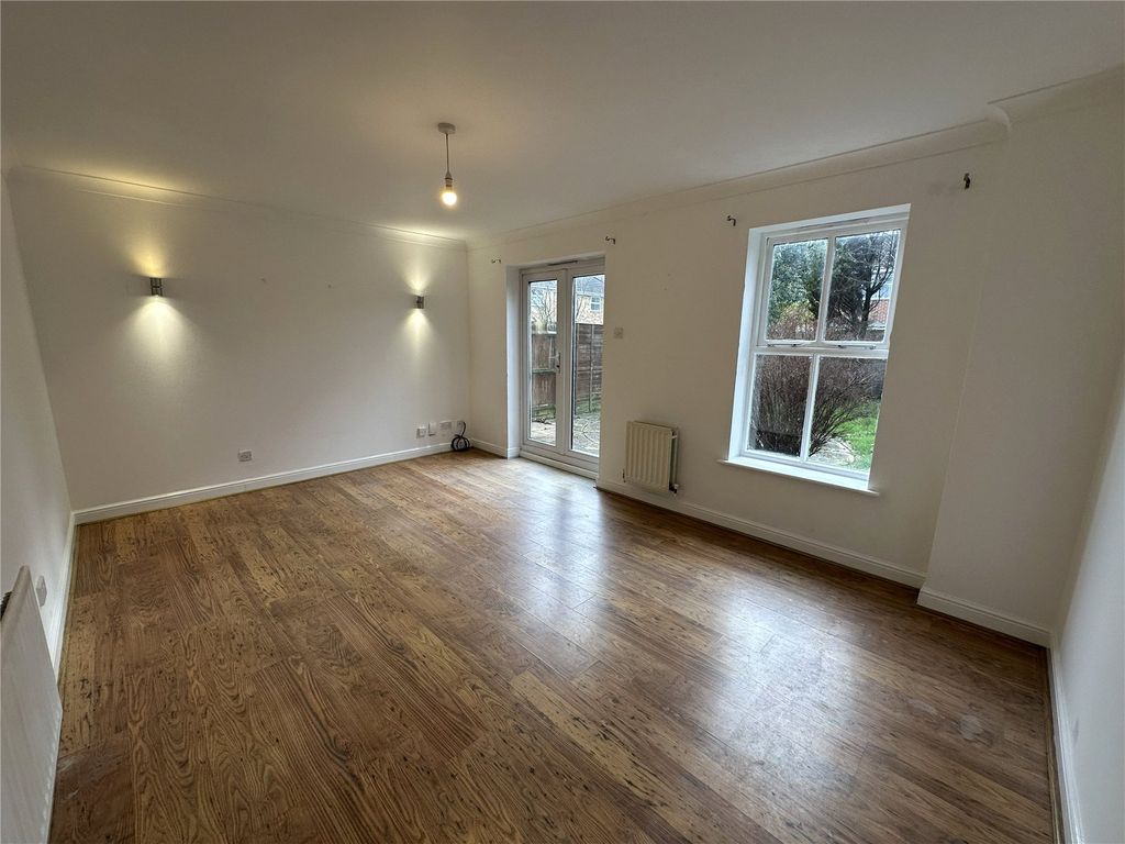 Property photo 3 of 14 Reception Room 2