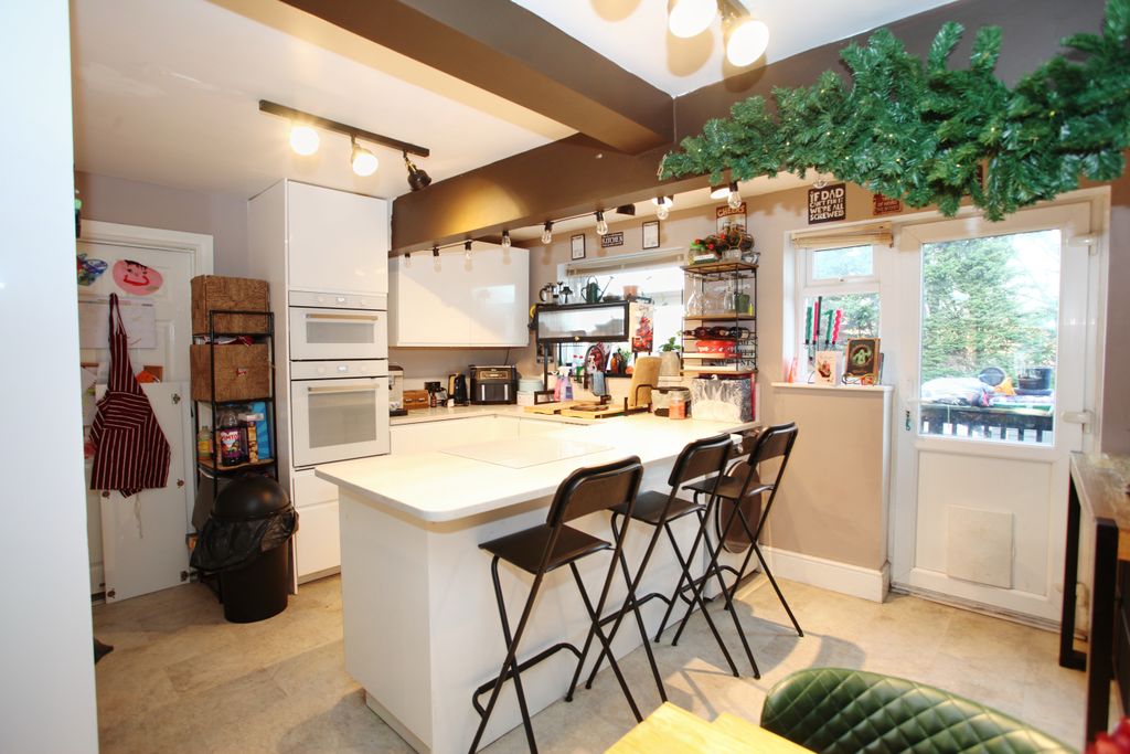 Property photo 2 of 28 Img_2102.Jpg