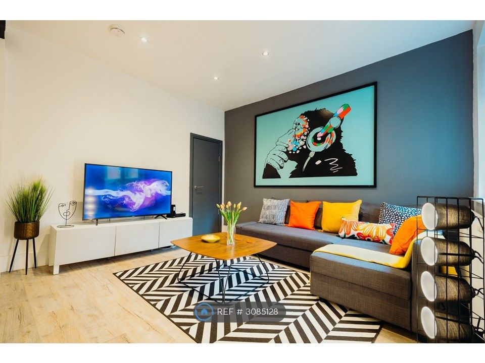 Property photo 2 of 22 Open Plan Living