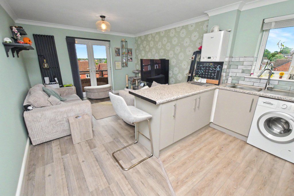 Property photo 2 of 17 Open Plan Living