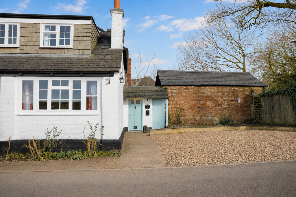 Property photo 2 of 45