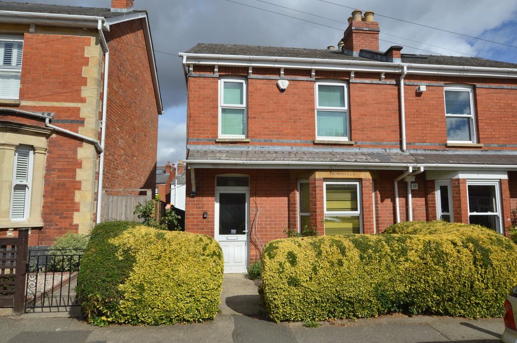 Property photo 1 of 9