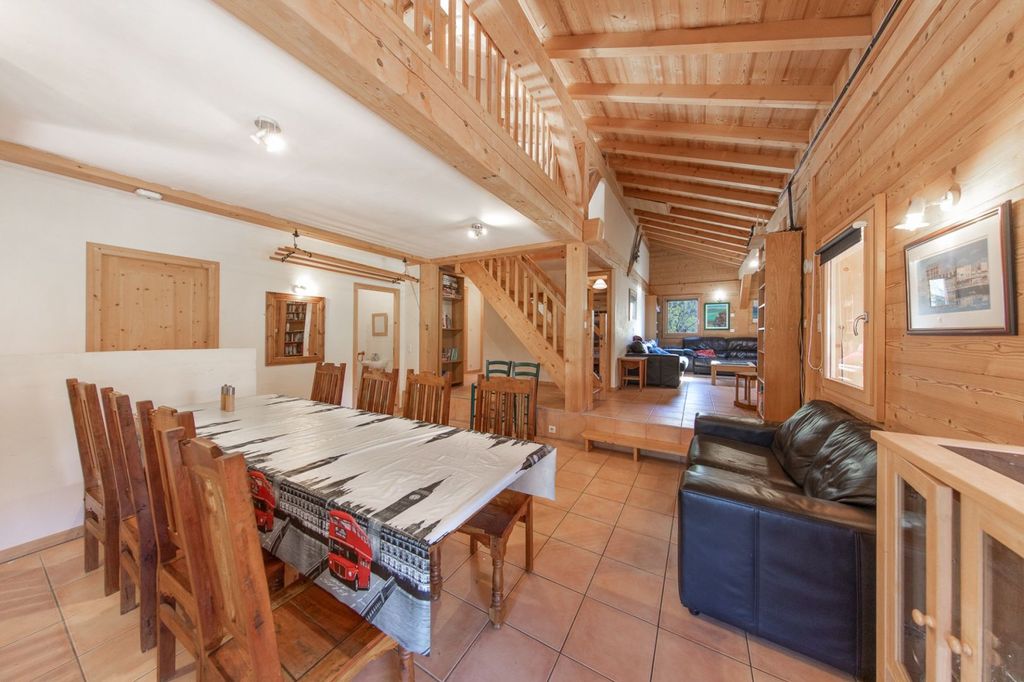 Property photo 3 of 15 Morzine Farmhouse Fo