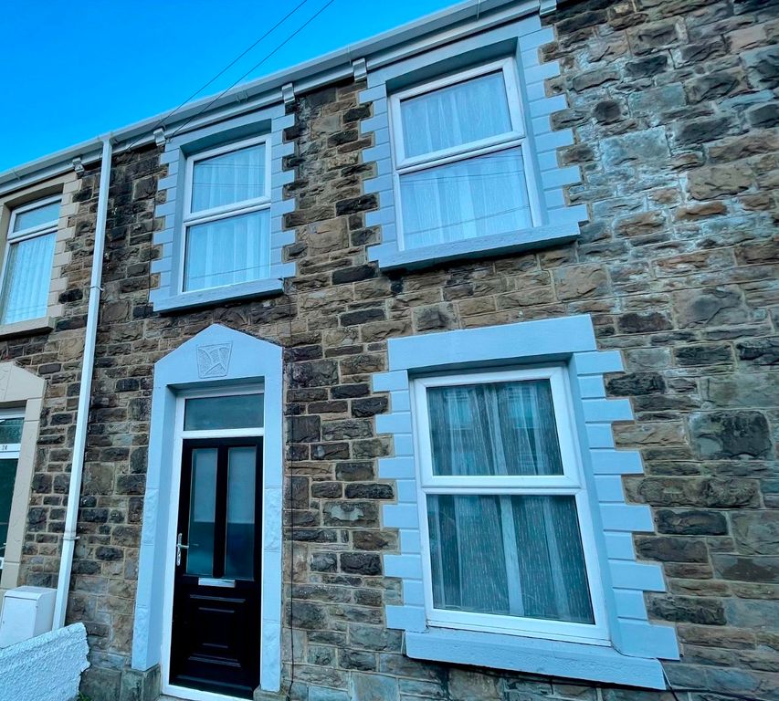 Property photo 1 of 14