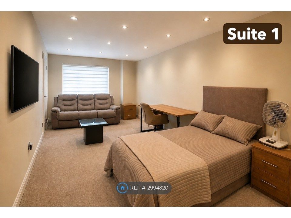 Property photo 1 of 9 Suite 1