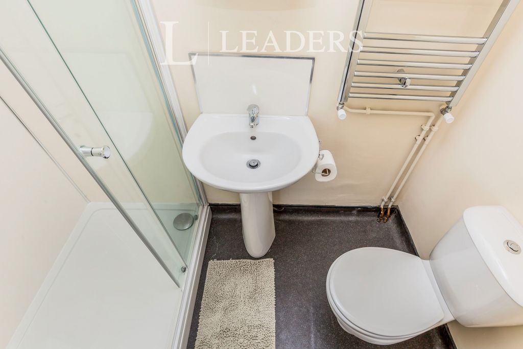 Property photo 3 of 6 d4E706c7-7Fb5-46d6-A