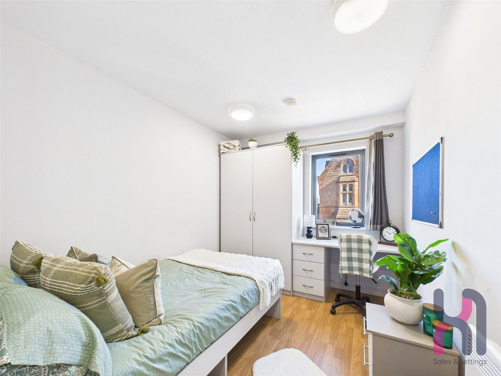 Property photo 2 of 9 Picture No. 06