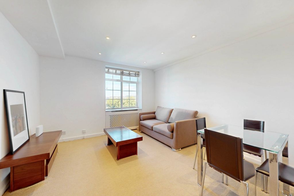 Property photo 2 of 10 Picture No. 04